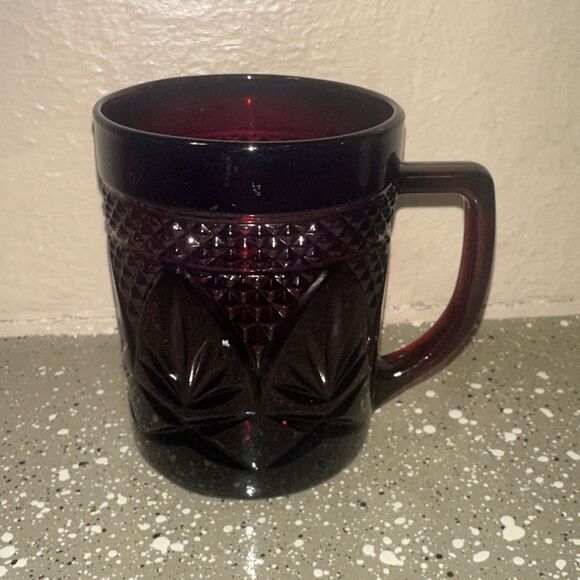 Antique Ruby Red Pressed Cut Glass Mug Cristal D'Arques-Durand France Cup‎ Vtg - Picture 1 of 4